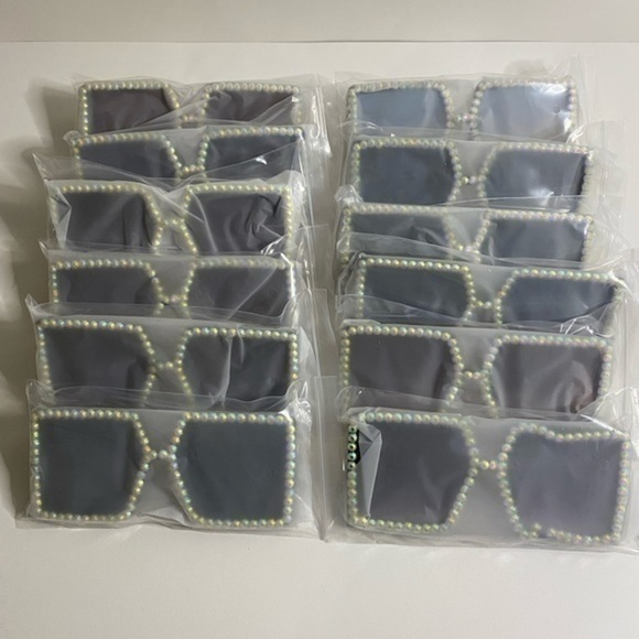 🌺Oversized Jewel lined sunglasses - Picture 11 of 11